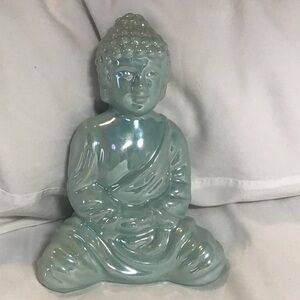Elegant Jade Buddha Figurine